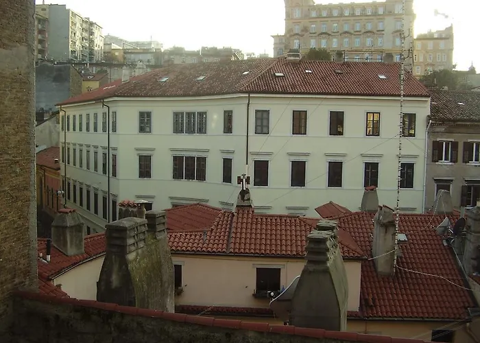 Gens Julia Couette-café 4*