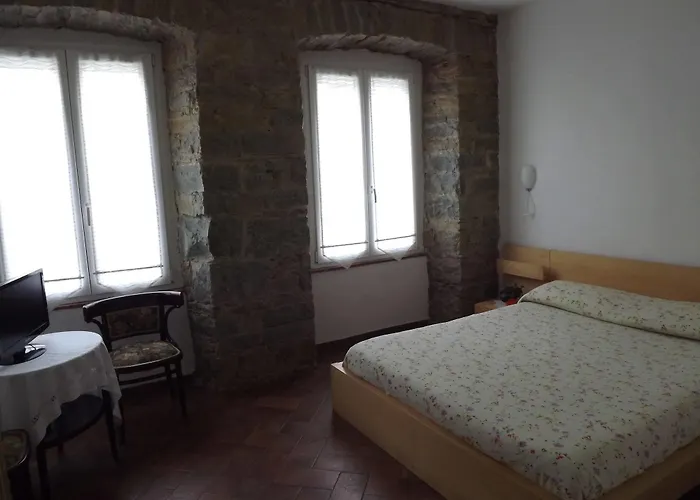 Couette-café Gens Julia 4*