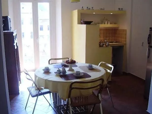 Gens Julia Bed & Breakfast