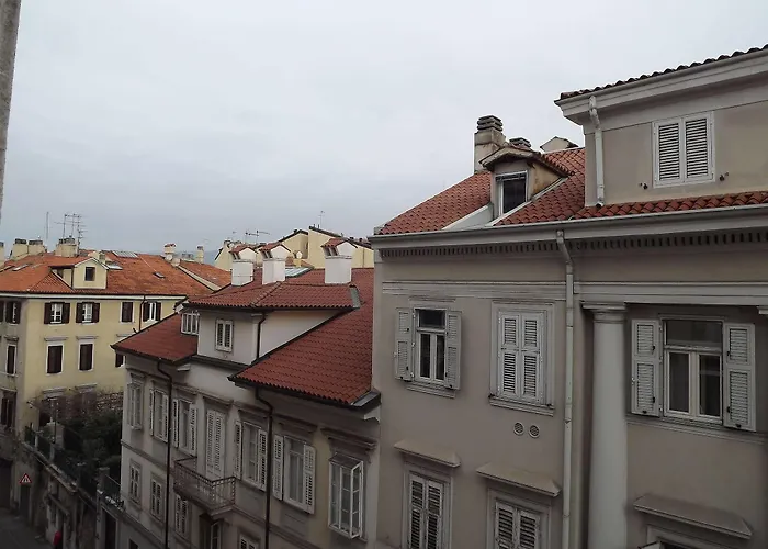 Gens Julia Bed & Breakfast 4*